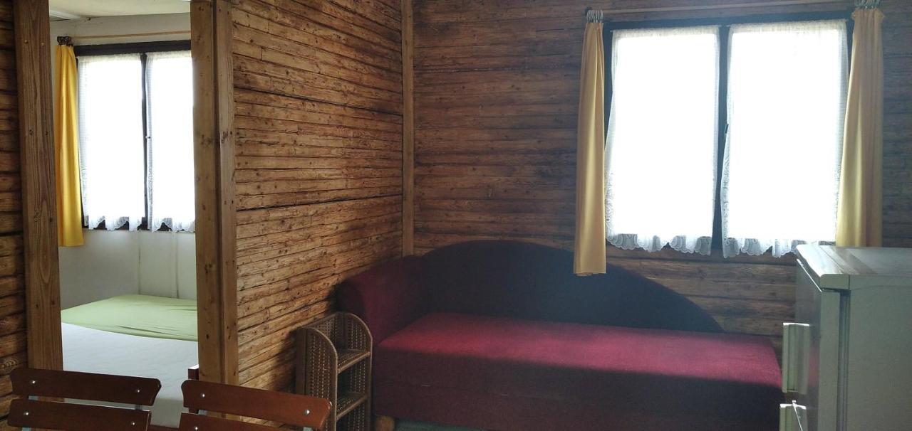Retro Kemp Pod Boubinem Horní Vltavice Exteriör bild
