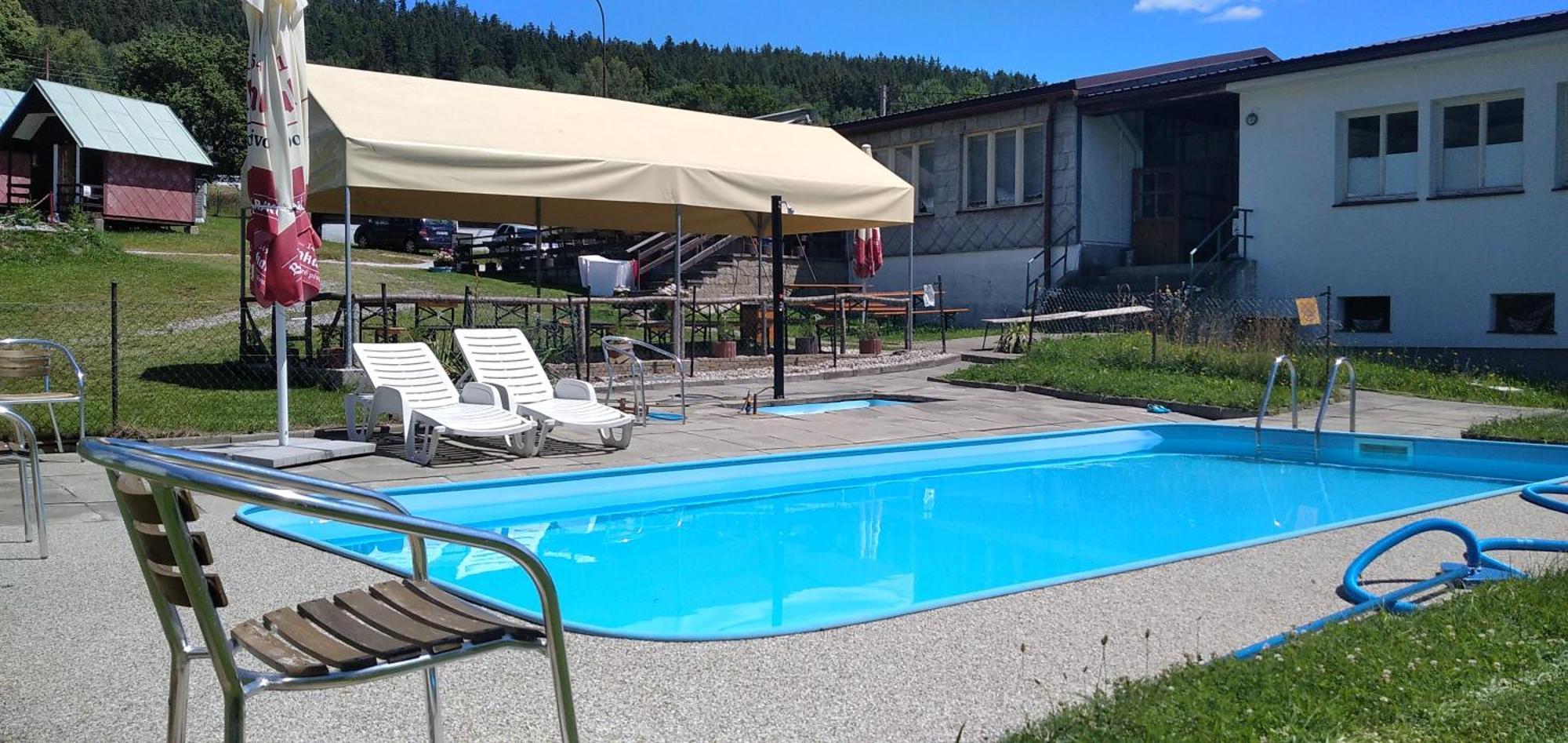 Retro Kemp Pod Boubinem Horní Vltavice Exteriör bild